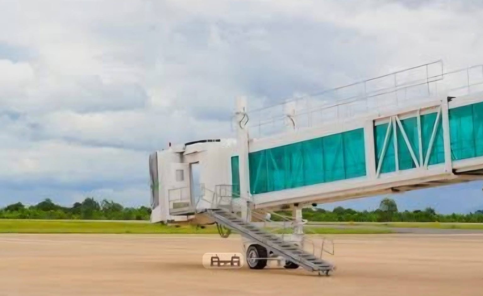 BREAKING - Jet bridges arrive for Victor Attah International Airport in Akwa Ibom.