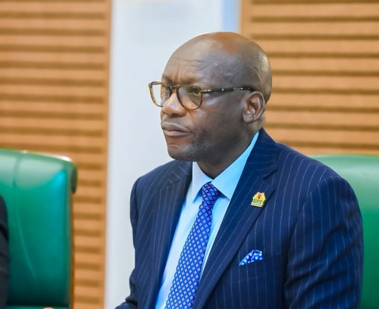 Gov. Umo Eno's Delivery Unit Concept & its disruptive Impact on Effective Service Delivery in Akwa Ibom State