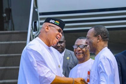 Umo Eno Reaffirms Akwa Ibom, Cross River Ties at Calabar Service