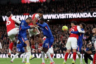 Arsenal Hold Nerve to Defeat Chelsea in Tense London Derby