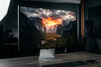 Apple Unveils Studio Display and Studio Display XDR