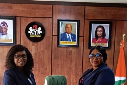 Akwa Ibom public servants receiving keys to newly built two-bedroom bungalows at a housing allocation ceremony