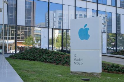 Apple Named in Iran Threat Over Possible April 1 Attacks