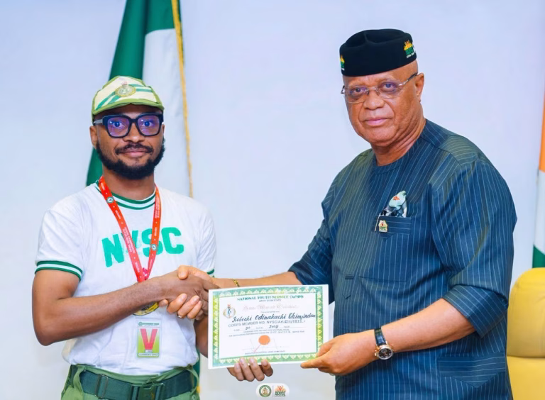 GOV ENO APPLAUDS PRESIDENT TINUBU ON LG AUTONOMY