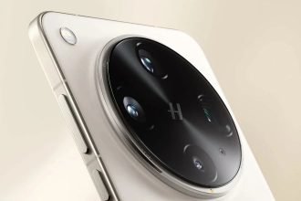 OPPO Find X9 Ultra and Xiaomi 17 Pro Max premium flagship smartphone comparison